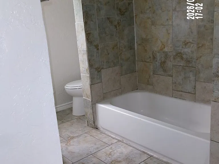 1804 NW Columbia Ave — Photo 28