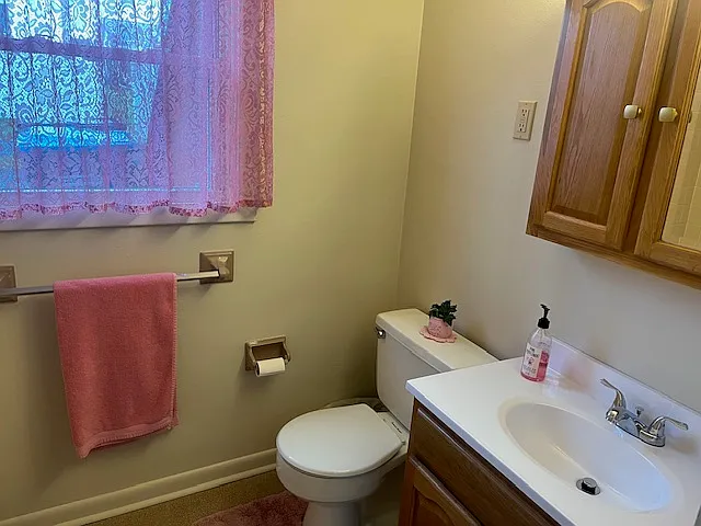 540 N Lincoln St #B — Photo 6