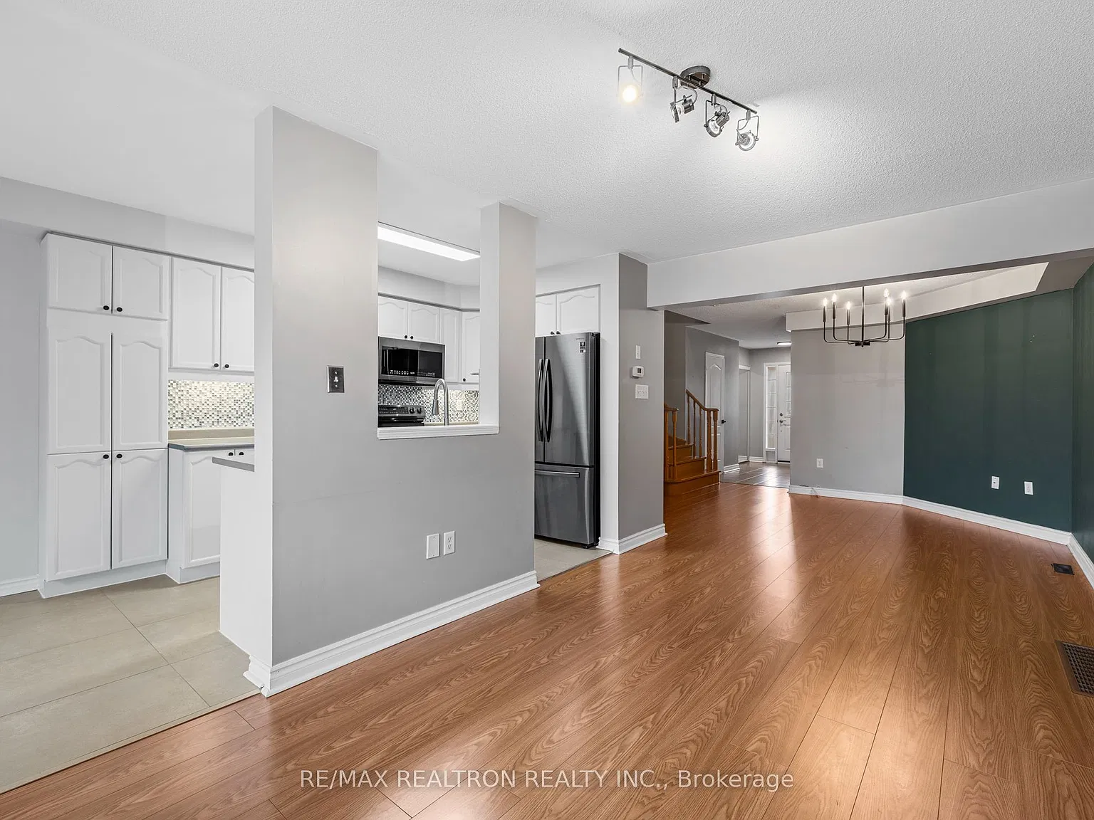 3 bed, $2,900 — Photo 4