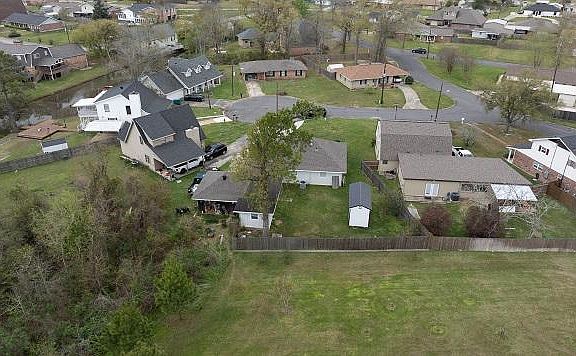5th image of 1308 Rue De Cypress