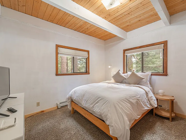 4516 Piney Wood Rd — Photo 17