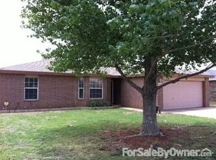 2609 Itasca St, Plainview, TX 79072