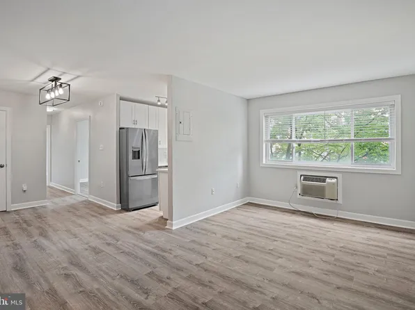 1420 Clifton St NW APT 208, Washington, DC 20009