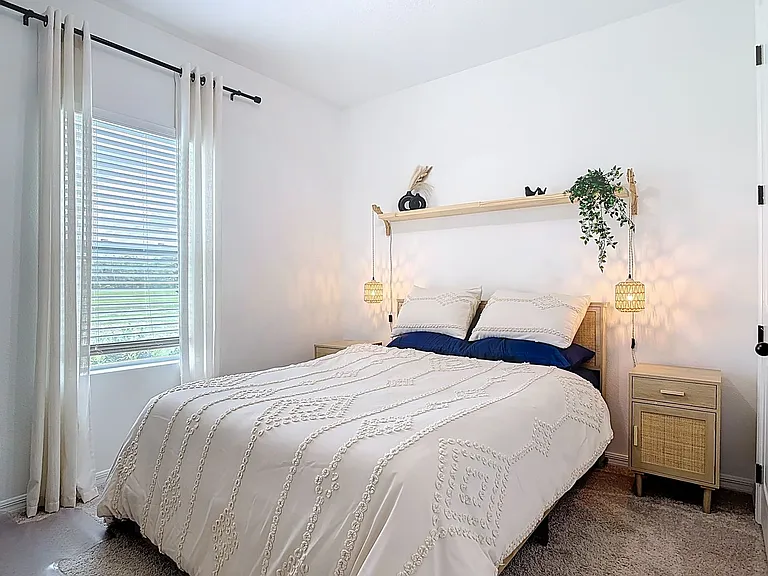 1348 Sterling Pointe Dr — Photo 42