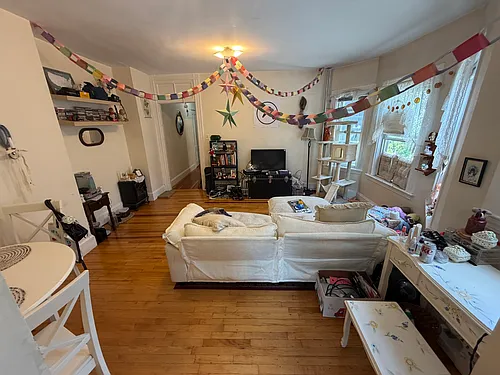384 Washington St #2B Photo 1