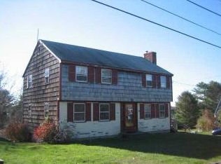 30 Sarasota Ave, Narragansett, RI 02882