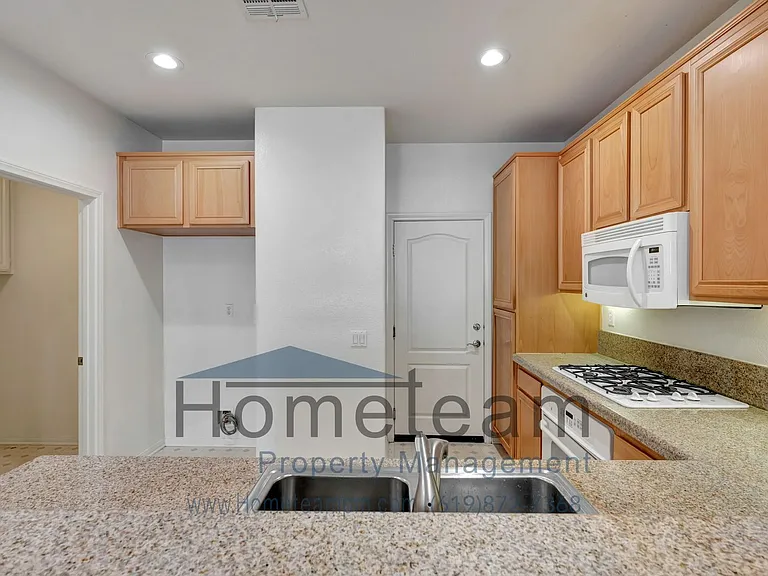 263 Aventura Dr #6 — Photo 12