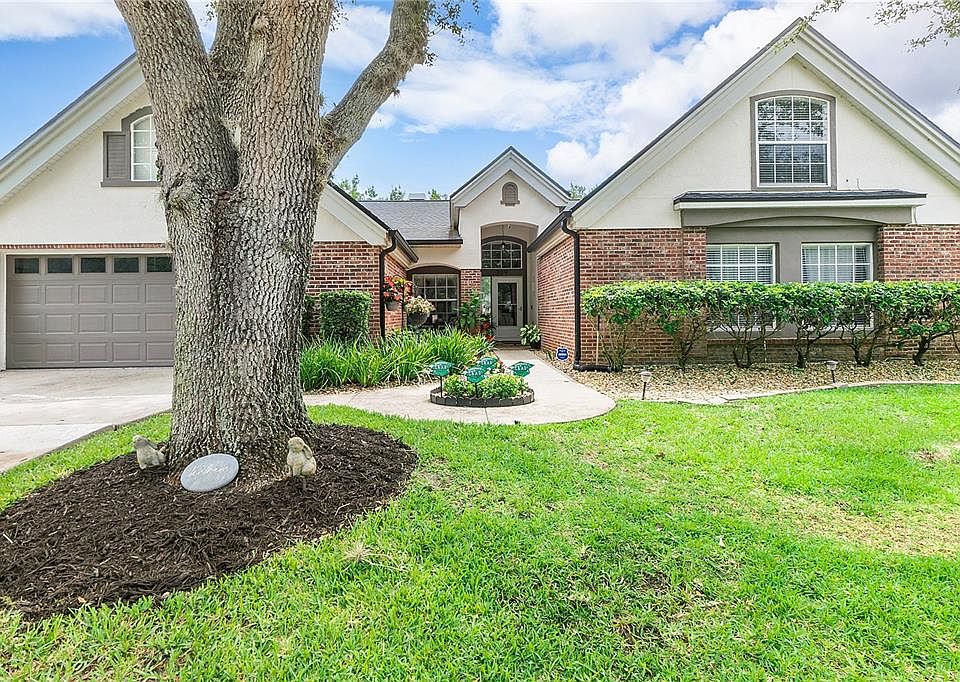 1st image of 709 Swaying Pine Way