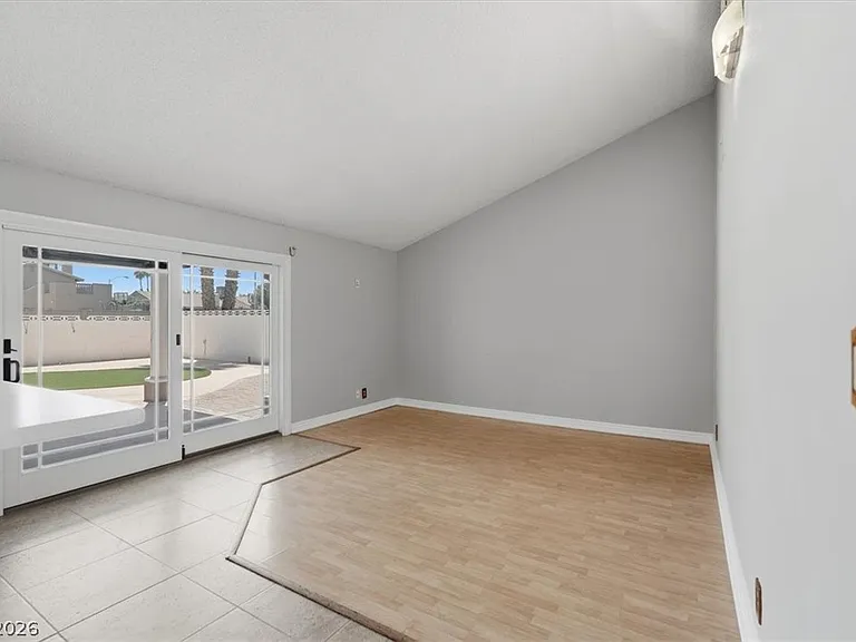 5389 Kalmia Dr — Photo 9