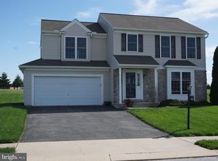 105 Thomas Dr, York, PA 17404