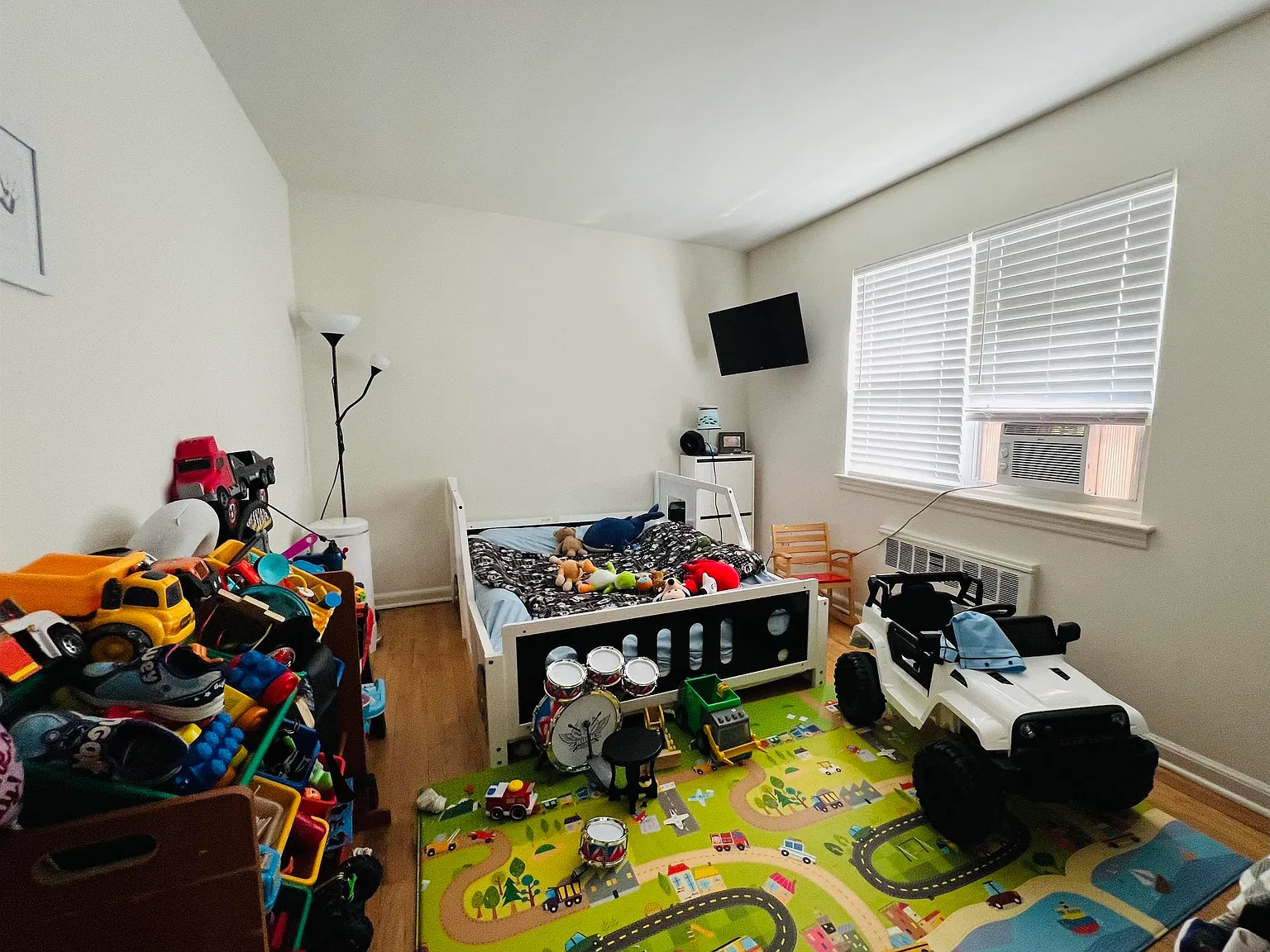 241 W Passaic St — Photo 3