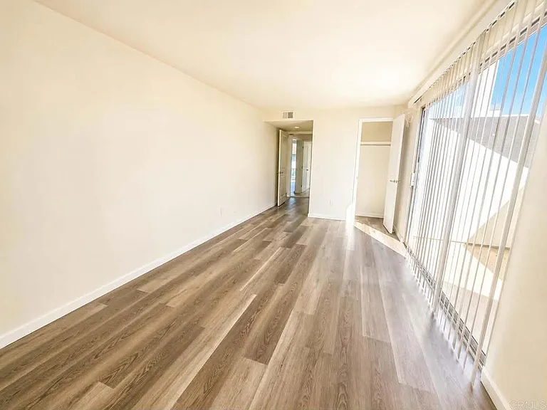 6111 Rancho Mission Rd #310 — Photo 3