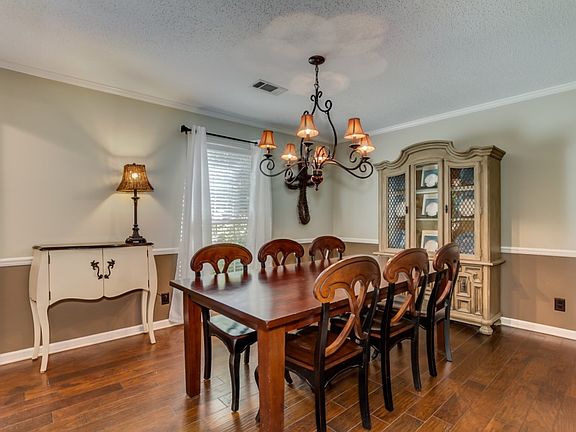 5th image of 4437 Woodland Hills Dr