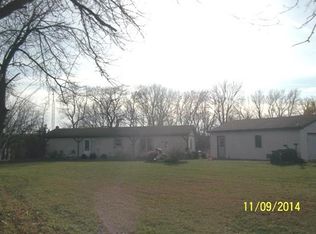 W8767 Territorial Rd, Whitewater, WI 53190