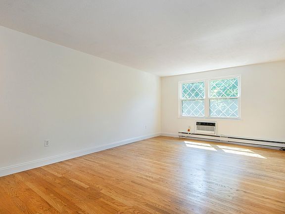 5th image of 406 Sierra Vista Ln #406