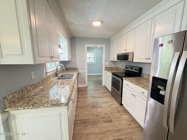 4527 Hatcher Lane N, Wilson, NC 27896