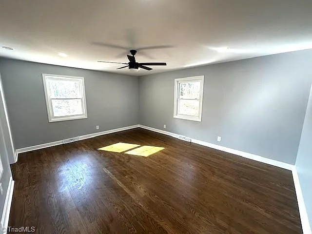 2062 K Court Ave — Photo 13