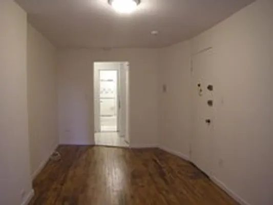 Rented by Vickers Realty | media 10