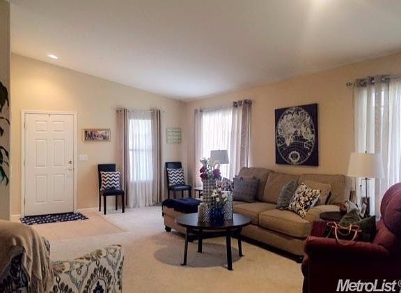 2nd image of 3028 Petit Ln