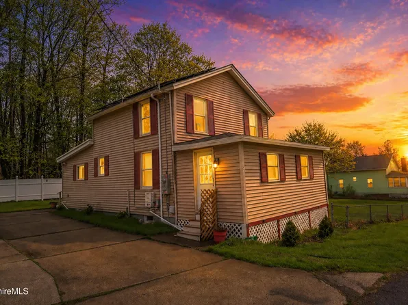 32 Lakeview St, Pittsfield, MA 01201