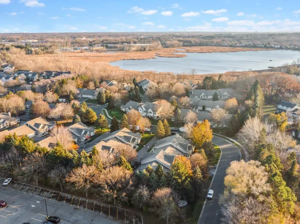 1389 Park St, White Bear Lake, MN 55110