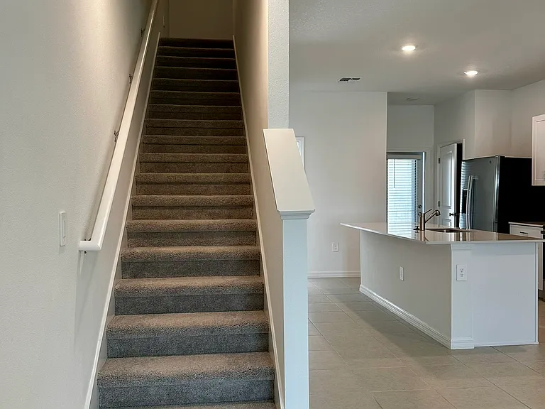 2329 Lesser Goldfinch Dr — Photo 6