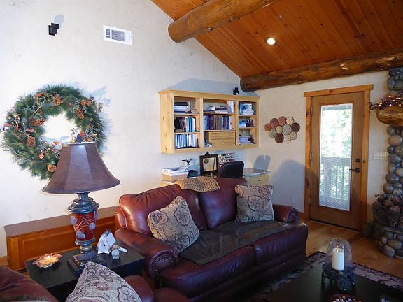 5th image of 26665 Amador Ln
