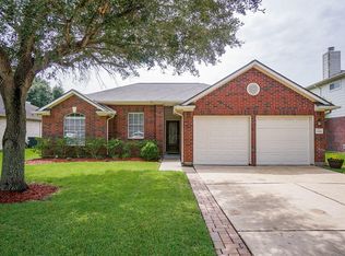 6626 Grant Dr, Richmond, TX 77469
