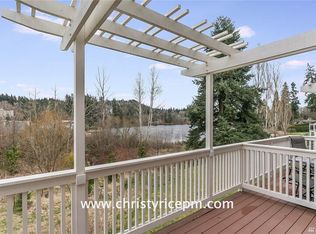 7550 129th Pl SE UNIT D105, Newcastle, WA 98056