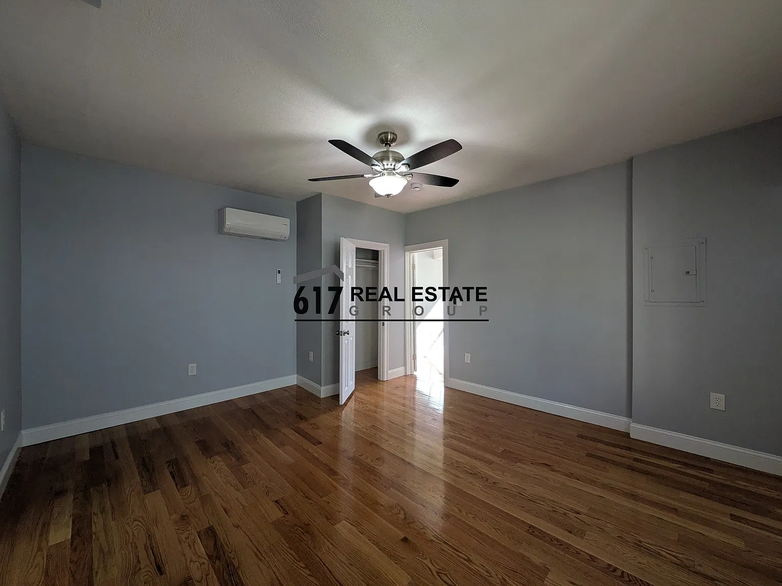 2 bed, 1.0 bath, $2,800 — Photo 3