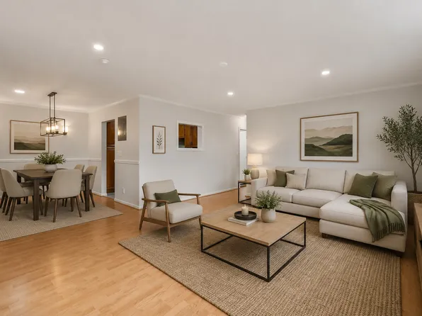 4 Tara Dr, Weymouth, MA