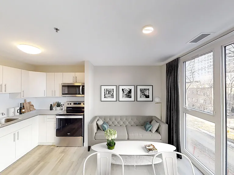 50 Hargrave St — Photo 25