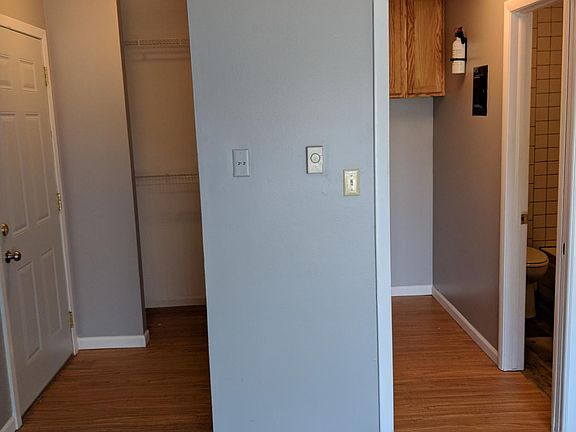2nd image of 821 N Gladstone Ave APT 6