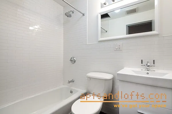 Rented by aptsandlofts.com | media 11