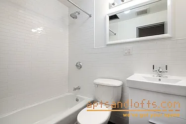 Rented by aptsandlofts.com