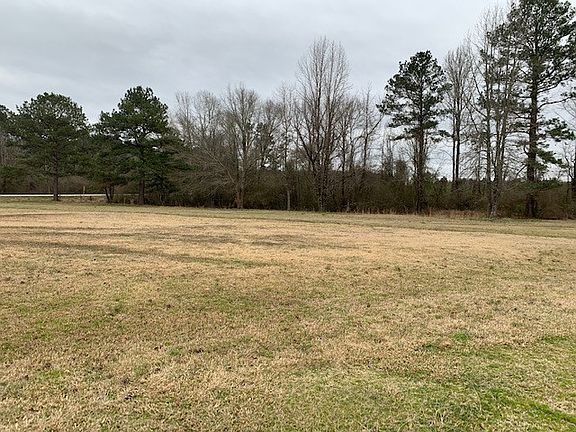 4th image of 2467 Highway 133 N