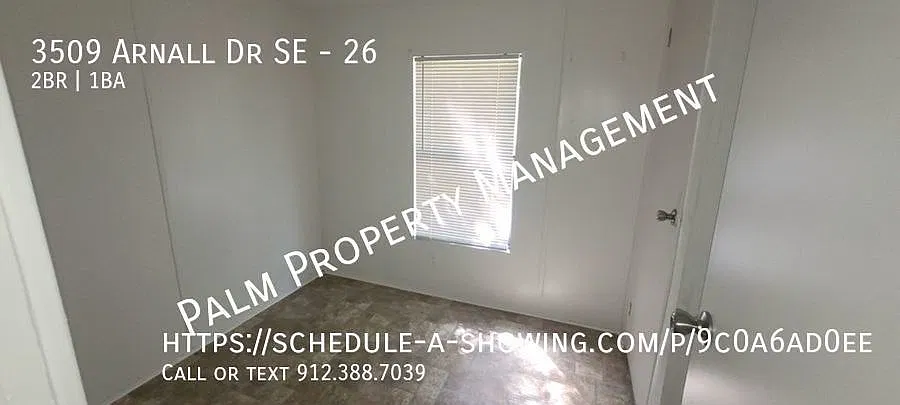 Updated 2 bedroom, 1 bathroom single home in the Oak Meadows Community! — Photo 4