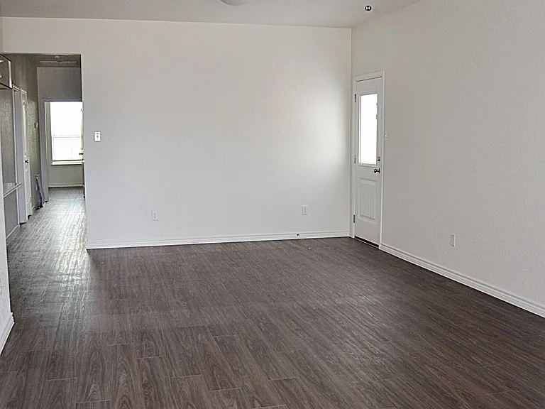 5302 Rose Garden Loop #B — Photo 4