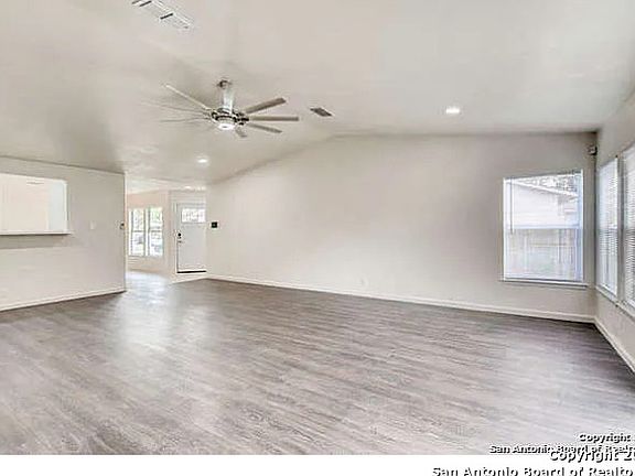 4th image of 10333 COUNTRY BLF