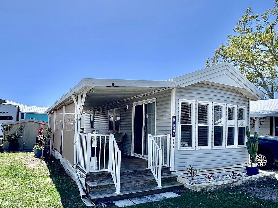 1st image of 12121 Vonn Rd #221