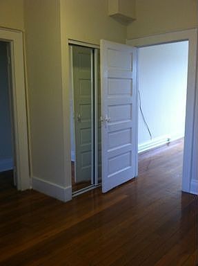 4th image of 2380 Park Ave APT 23