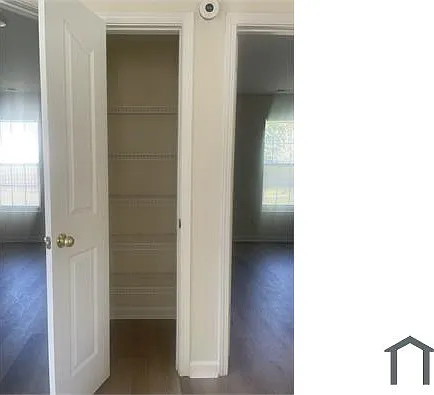 8327 Wallace Glen Dr — Photo 14