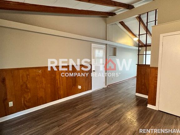 5th image of 1142 Pallwood Rd