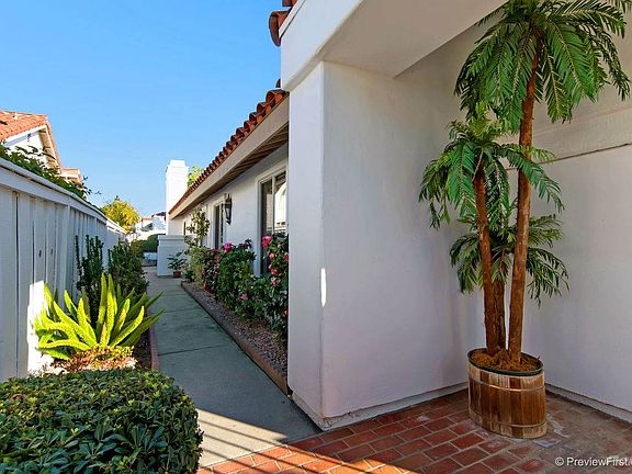 4_8106183_69819_EA-69819-104