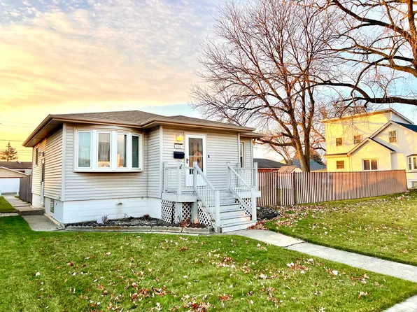 518 Gordon Ave, Calumet City, IL 60409