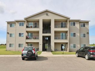 1620 20th Ave NW APT 104, Minot, ND 58703