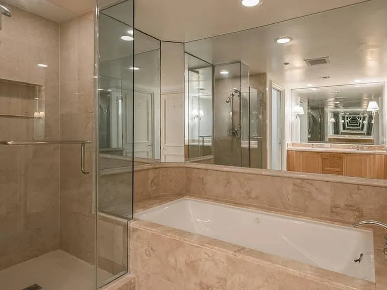 701 Ocean Ave #PHD — Photo 31
