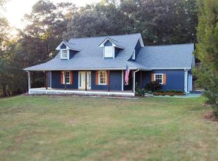 67 Rainbow Cir, Cleveland, GA 30528