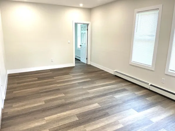 (undisclosed Address), White Plains, NY 10606