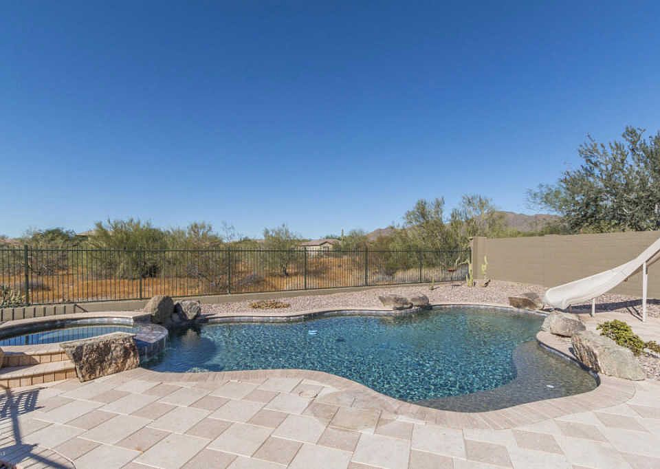 1st image of 40326 N Hickok Ct